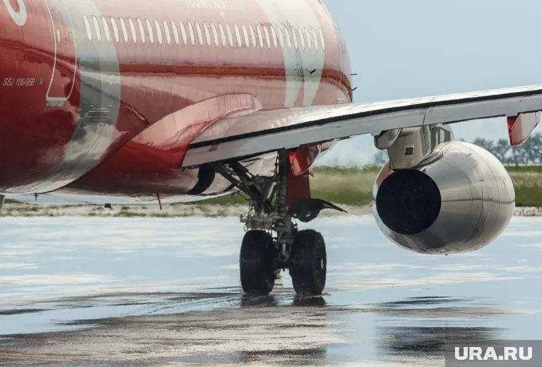 Допуск выдали авиакомпаниям Red Wings и «Ямал»