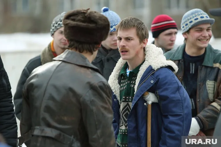 В сериале "Слово пацана" использовались песни группы "Ласковый май"