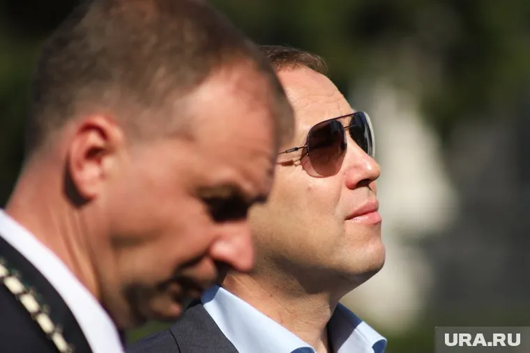 Самые большие долги — у областного центра, который возглавляет Андрей Потапов (слева)