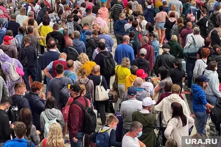 На погранпунктах РФ усилен контроль — прибывающих проверяют минимум по 5 часов