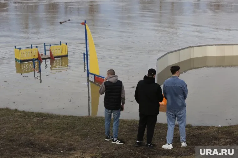 Вода в Ишиме начала убывать