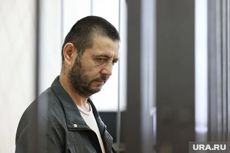 Водитель утонувшего автобуса заметил проблему с тормозами до аварии, передает «Фонтанка»