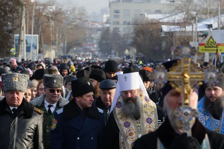 День народного единства: крестный ход и русский марш. Екатеринбург, митрополит кирилл, шествие