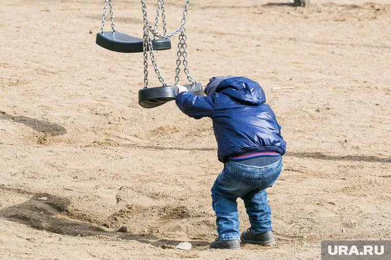 Социологи сообщили, что 60% россиян считают правомерным физическое наказание детей