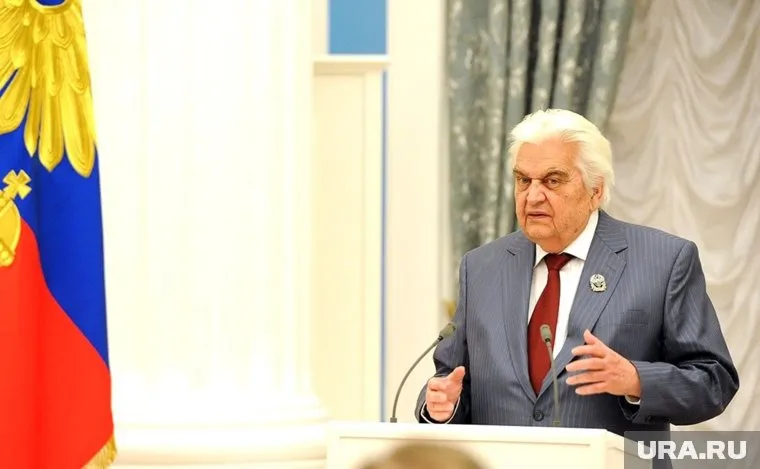 Крылатов родился в Пермском крае