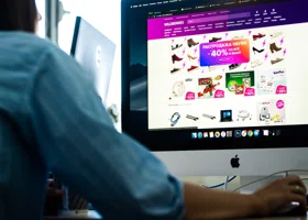 «Вайлдберриз» эксплуатировал сотрудницу без отпуска и соцпакета в ЯНАО