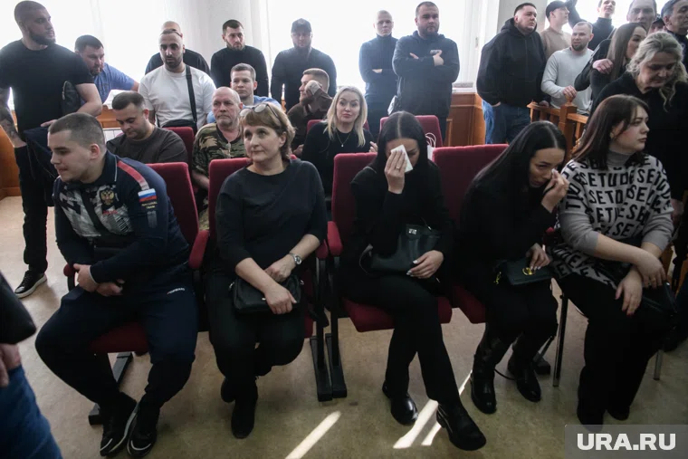 Оглашение приговора банде, устроившей кровавую бойню в бильярдной. Екатеринбург