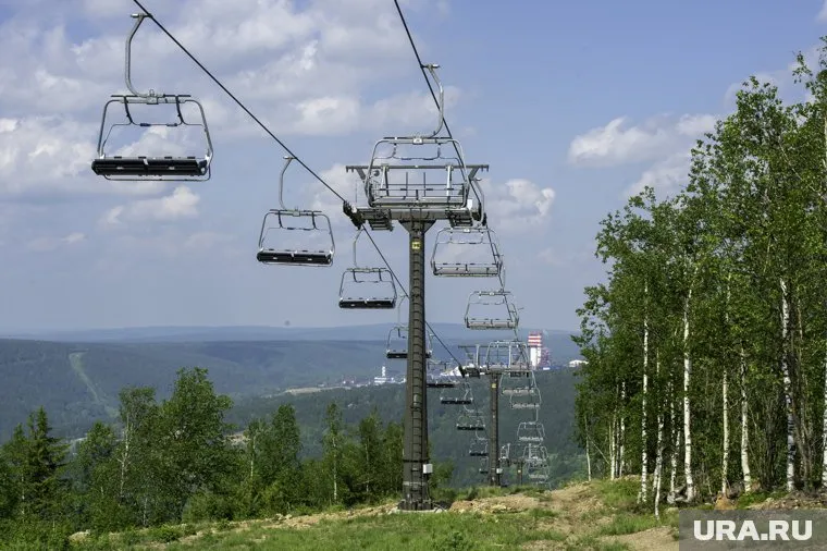 Туристы провели в воздухе 20 минут