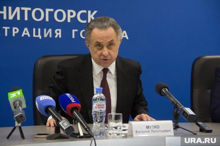 Вице-премьер попросил отвечать на жалобы людей немедленно