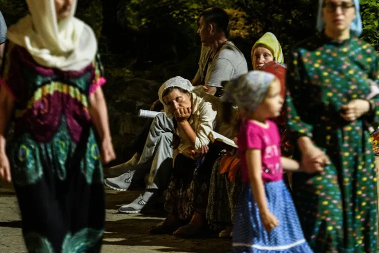 Крестный ход в Среднеуральском женском монастыре. Екатеринбург