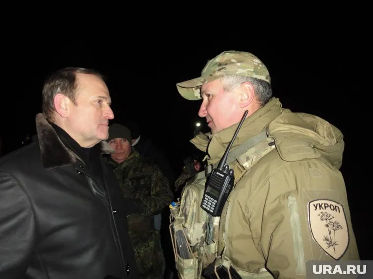 Медведчука обвиняют в передаче военных секретов Украины в Москву