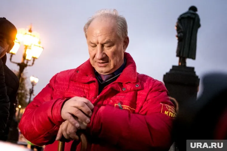 Валерий Рашкин стал ответчиком по иску Владимира Жириновского