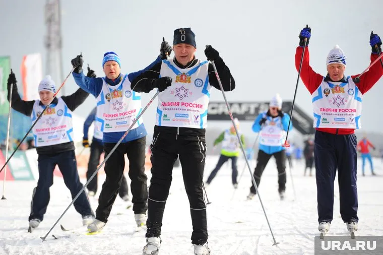 Виктор Шептий деликатно ехал за губернатором