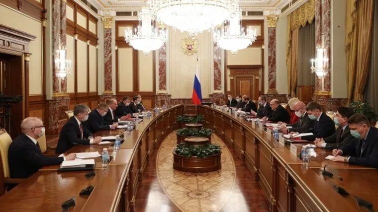 Встреча членов правительства с депутатами фракции КПРФ в Госдуме