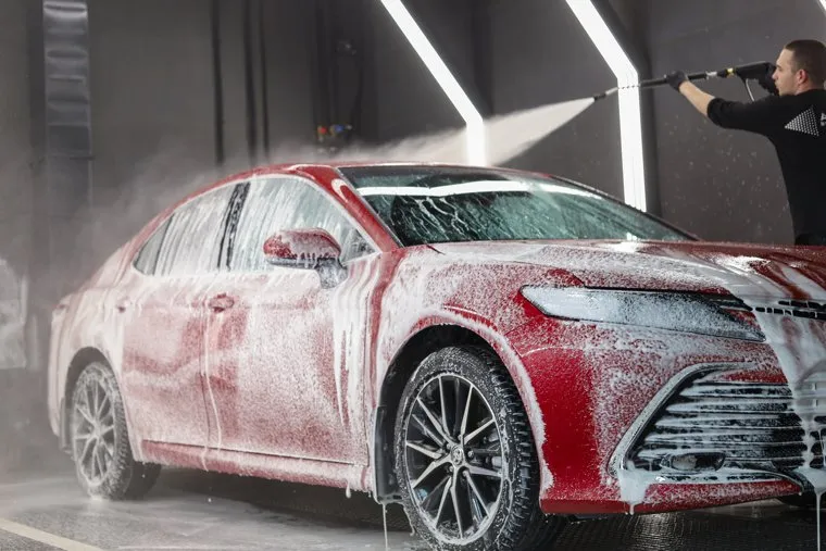 Премиальный детейлинг-центр Autolab by RCС. Екатеринбург