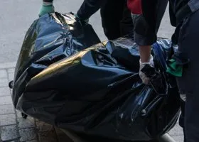 Тела убитой в Ярково семьи увезли на экспертизу