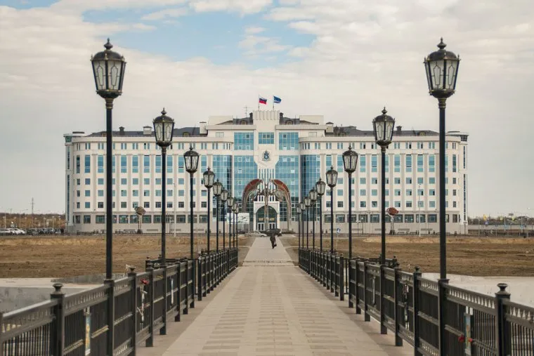 На работу на велосипеде. Салехард, правительство янао