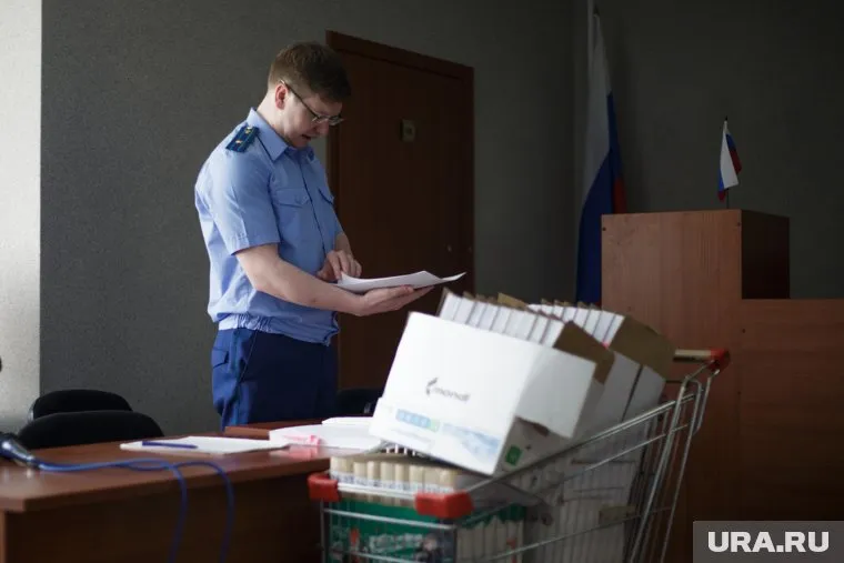 Провести процесс в закрытом режиме попросила прокуратура