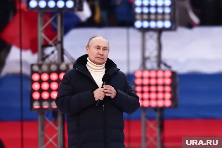 Владимир Путин проехался по Крымскому мосту