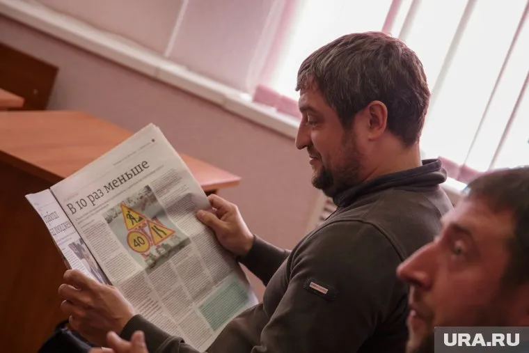 Егор Заворохин во время суда продолжает следить за новостной повесткой в крае