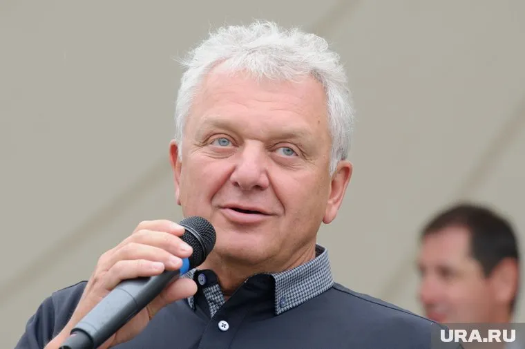 Виктор Христенко сделал свой первый снимок в пять лет и с тех пор не изменяет своему увлечению