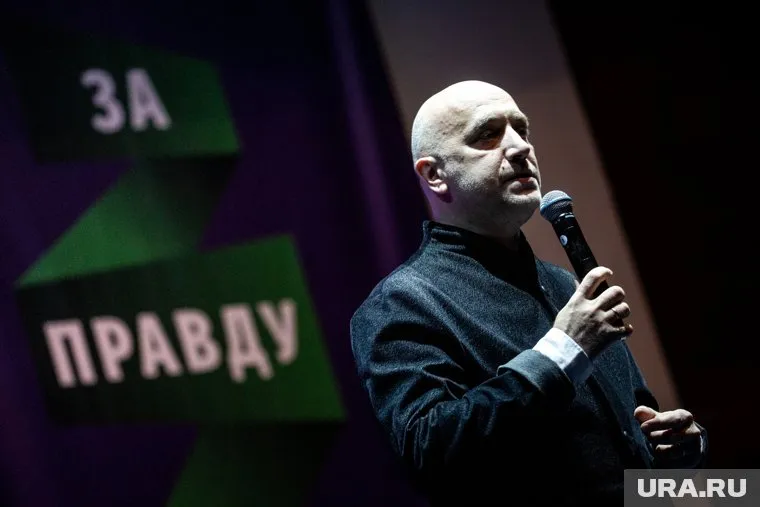 Захар Прилепин готов вернуться на Донбасс в любой момент.