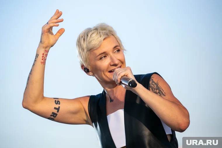 Самые дорогие билеты на концерт Арбениной в Ханты-Мансийске продают по 15 тысяч рублей