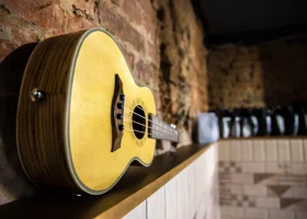 Народный артист России выступил в ЯНАО с программой песен Высоцкого