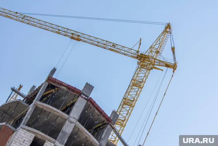 Чтобы закончить строительство, потребуется не менее 14 месяцев