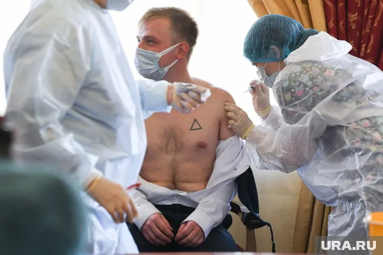 Вакцинацию от коронавируса хотят внести в нацкалендарь профилактических прививок