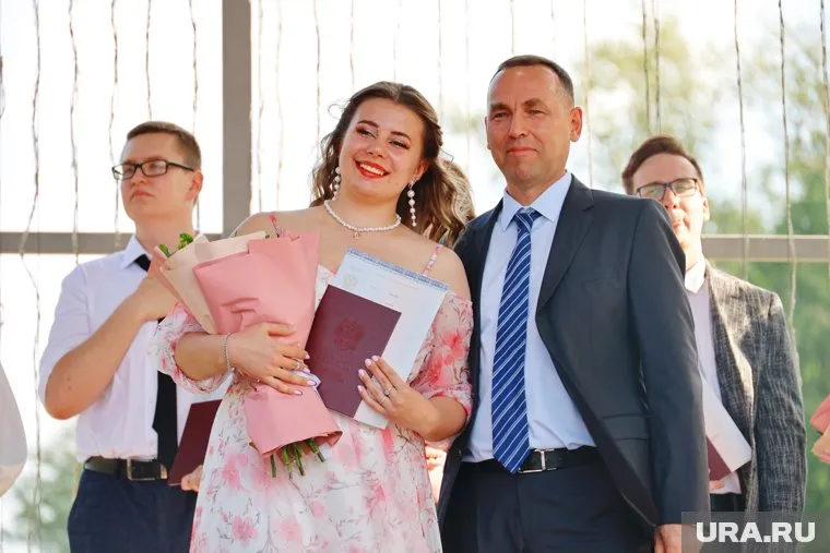 Выпускники Курганского госуниверситета получили красные дипломы