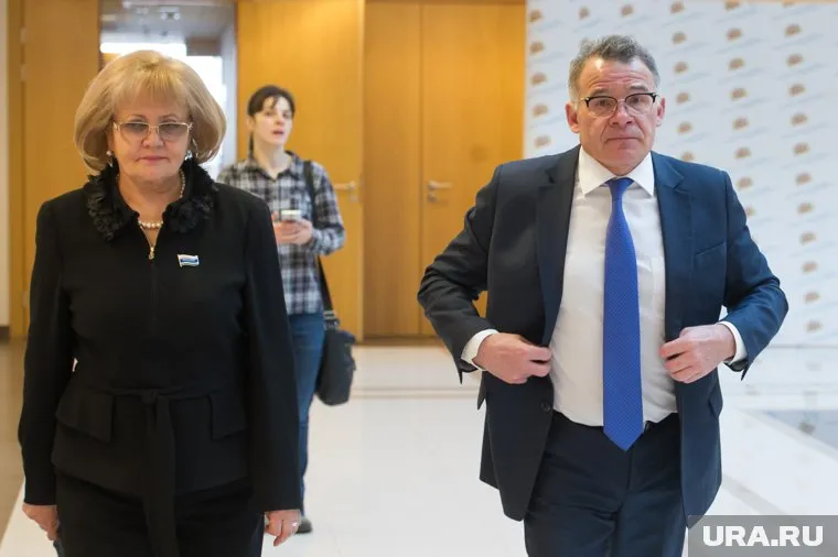 Тунгусов предупредил депутатов о позиции администрации губернатора, но те решили по-своему