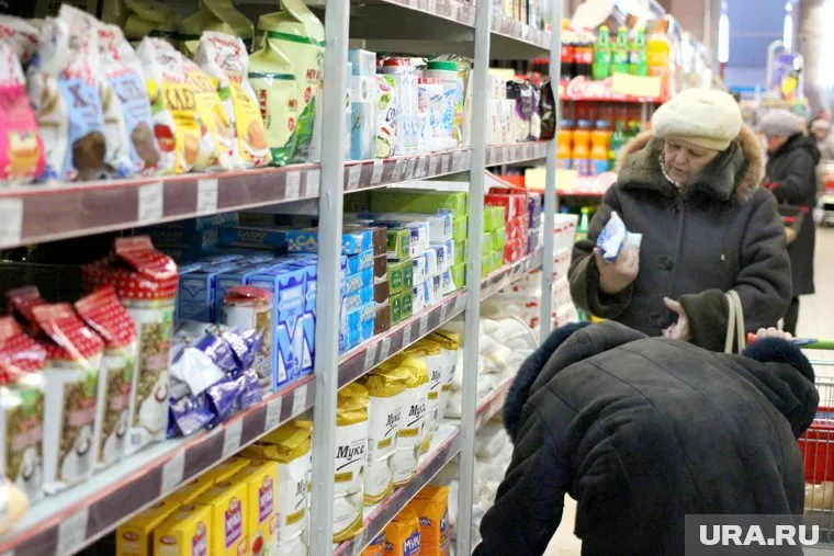 Россияне тратят на питание почти треть своих денег