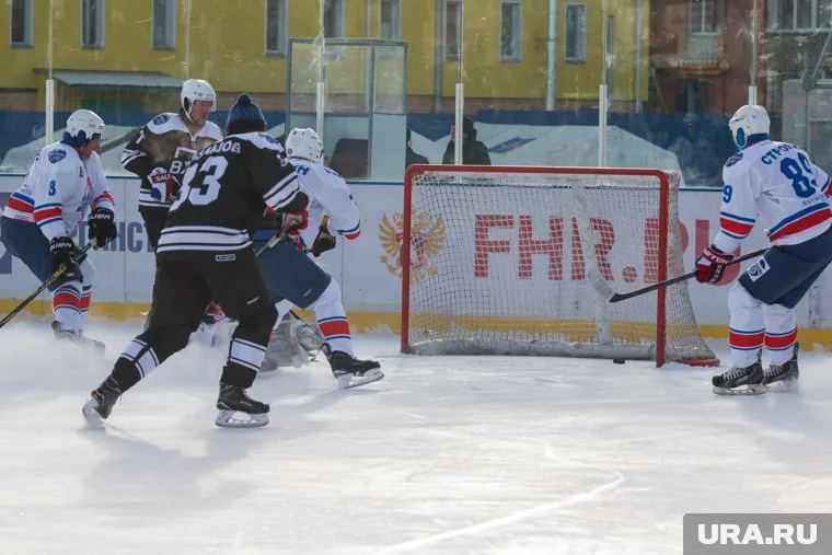 Ветераны «Альфы» заняли первое место на турнире