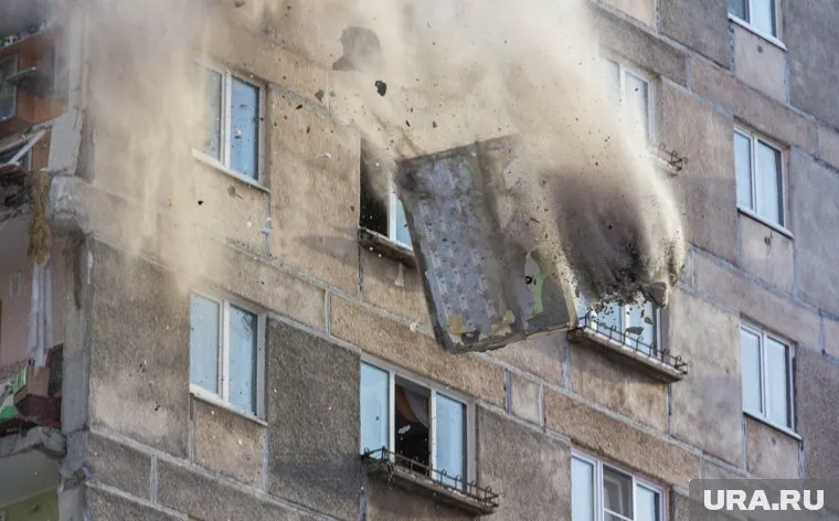 Под завалами дома в Балашихе находится мать с ребенком (архивное фото)