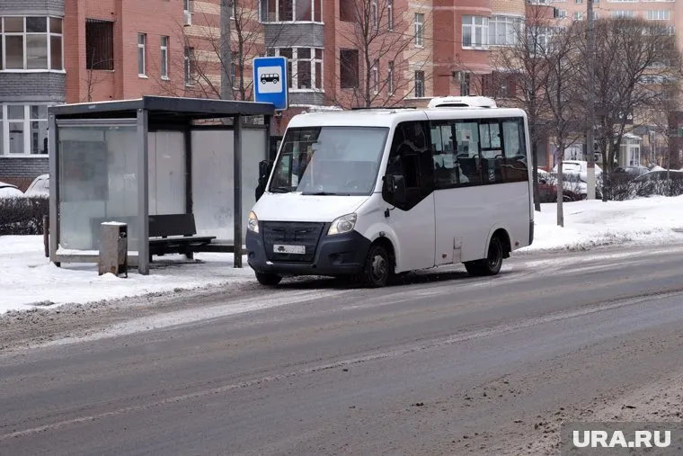 Водитель отказался везти школьника, потерявшего деньги на проезд