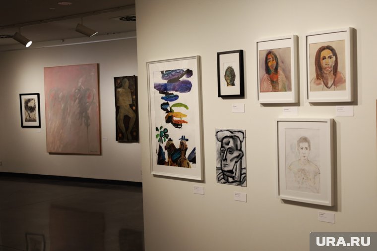 Галактические цветы и милая керамика: URA.RU нашло необычные работы курганской молодежи перед выставкой. Фото