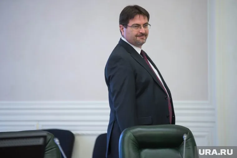 За последние годы Андрей Перла сменил три работы