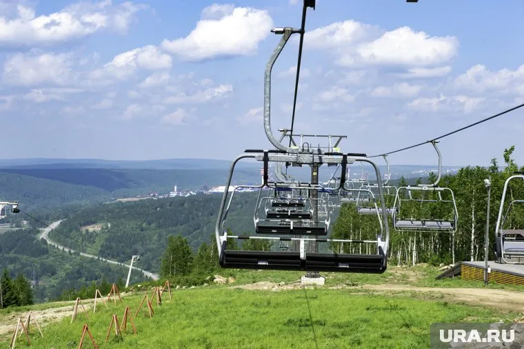 На вершину горы Крестовой можно будет подняться не только по канатной дороге