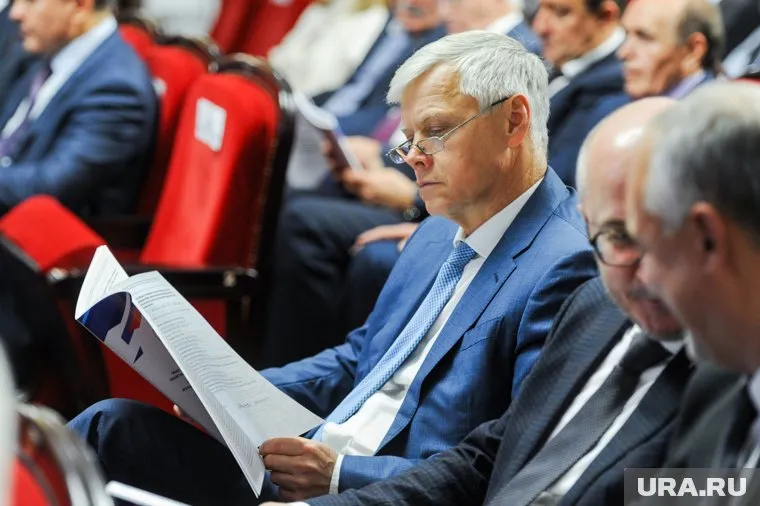 Валерий Гартунг обеспокоился ударом по инвестиционному климату области 