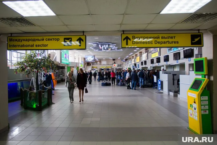 В зонах предполетного досмотра пассажиров в Сургуте усилены меры безопасности