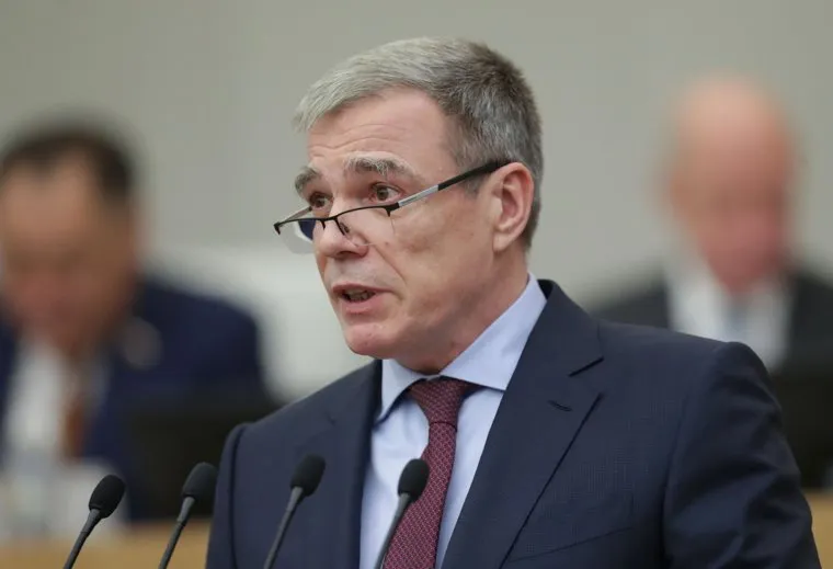 Олег Савельев