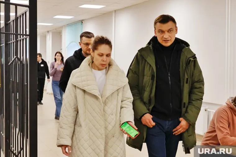 Врио главы Кургана проверила размещение эвакуированных в ВПР