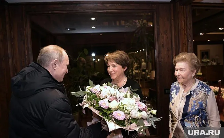 Владимир Путин лично поздравил Татьяну Юмашеву с днем рождения