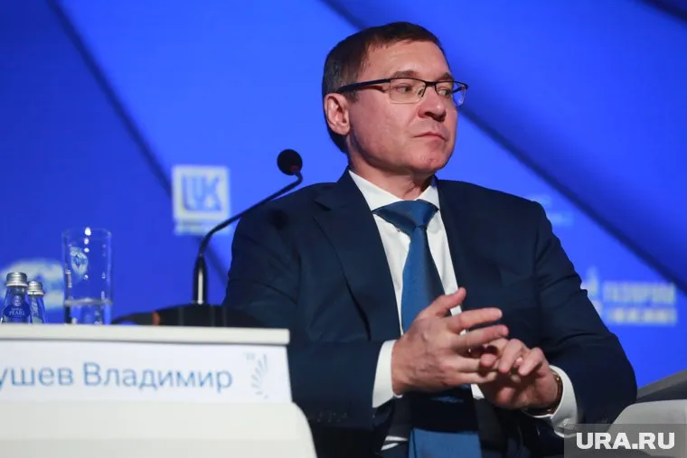 Владимир Якушев провел совещание со спикерами дум УрФО