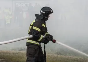 На горящем месторождении «Харампурнефтегаза» в ЯНАО разбирают завалы