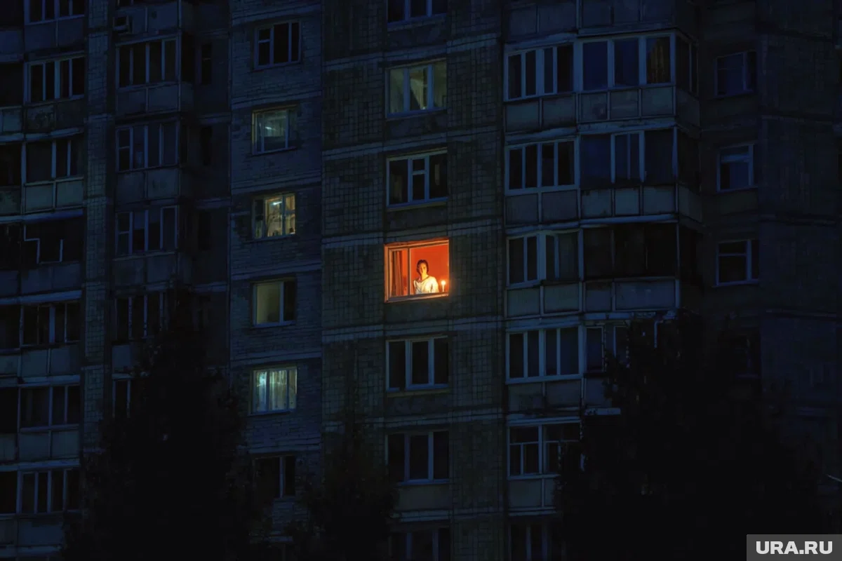 По словам эксперта, ВС РФ уже применили несколько различных тактик для ударов по энергосистеме Украины