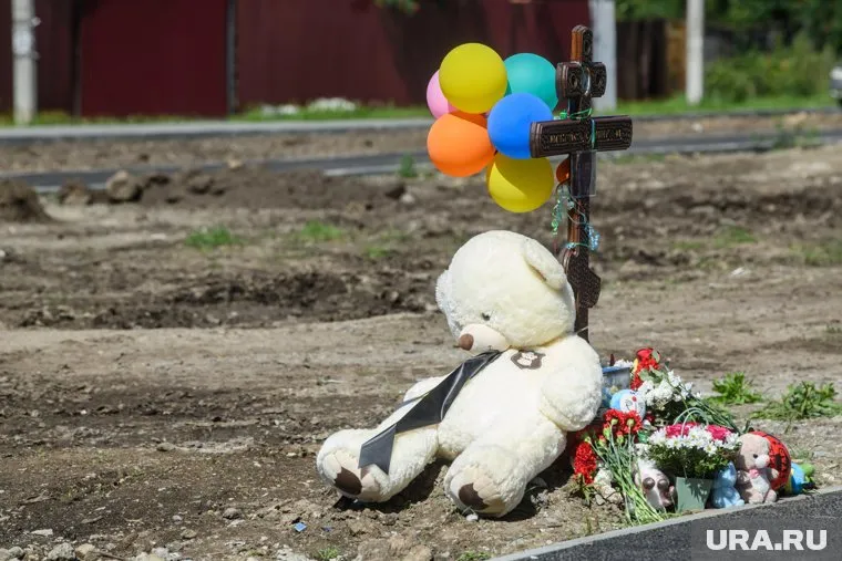 В Тагиле почтили память о погибших в страшной трагедии