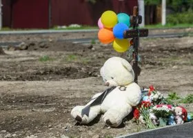 «Души разорваны в клочья»: Нижний Тагил погрузился в траур, вспоминая жертв большой трагедии