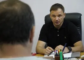 Погиб Кирилл Стремоусов, обстановка на фронте, выборы в США: главное в подкасте URA.RU